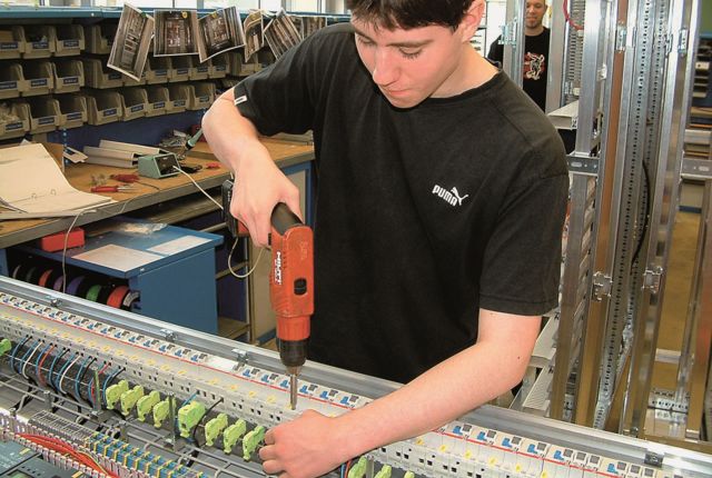 Automatiker/-in FZ
