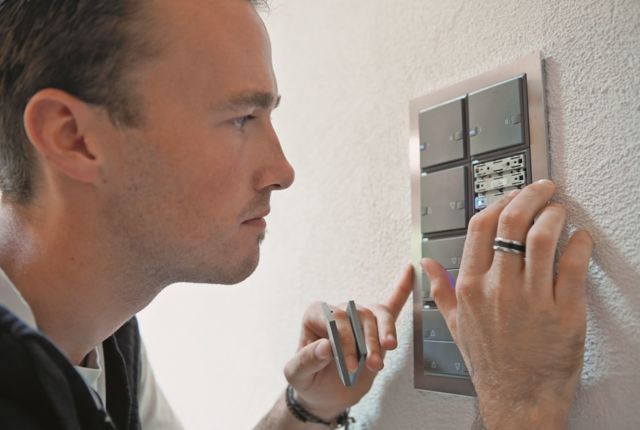 Elektroinstallateur/-in FZ