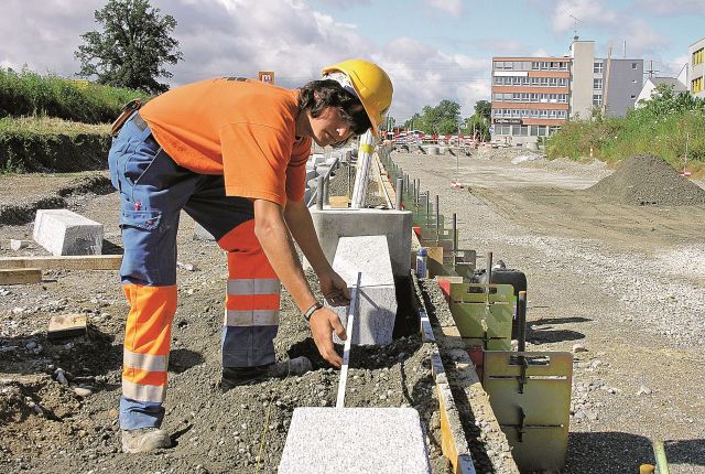 Strassenbauer/-in FZ